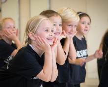 Sat 19th: Razzamataz theatre school to be opened by Tom Chambers