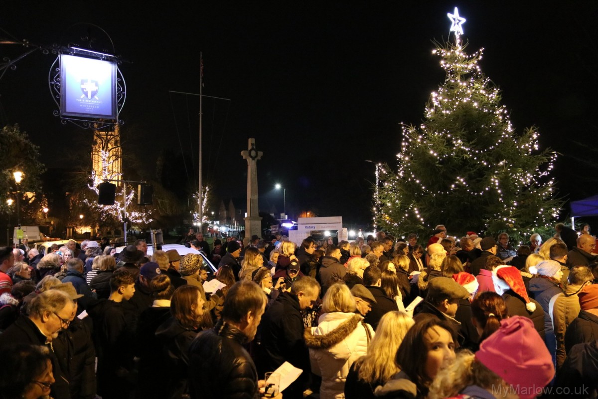 Carols on the Causeway 2016