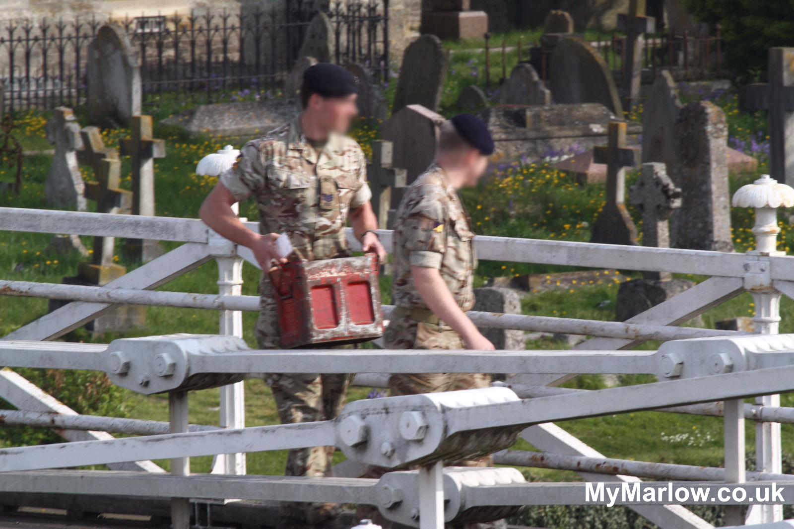 *GALLERY* Bomb Disposal Squad on Marlow Bridge – now reopened