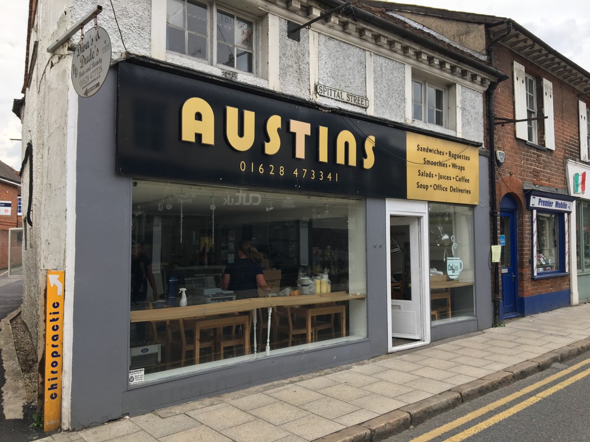 Austins sandwich shop and cafe is now CLOSED