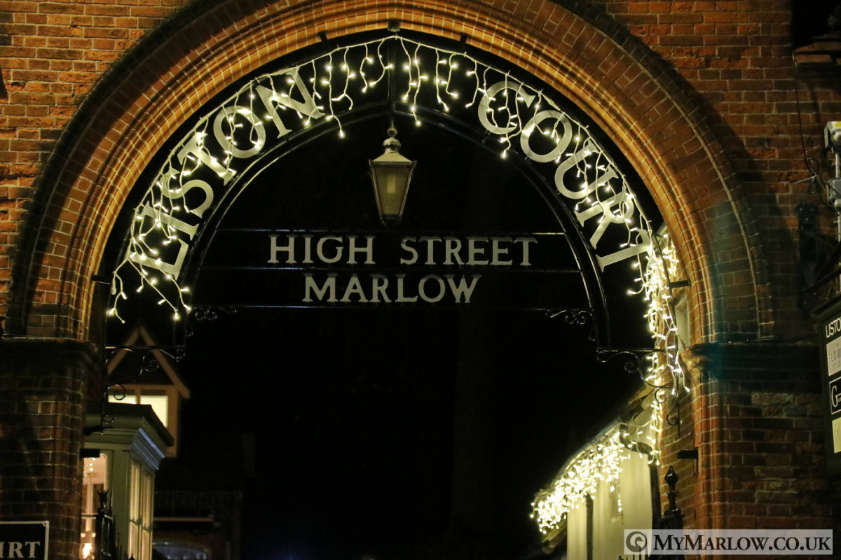 *GALLERY* Chris Evans secretly switches on Marlow’s Christmas lights