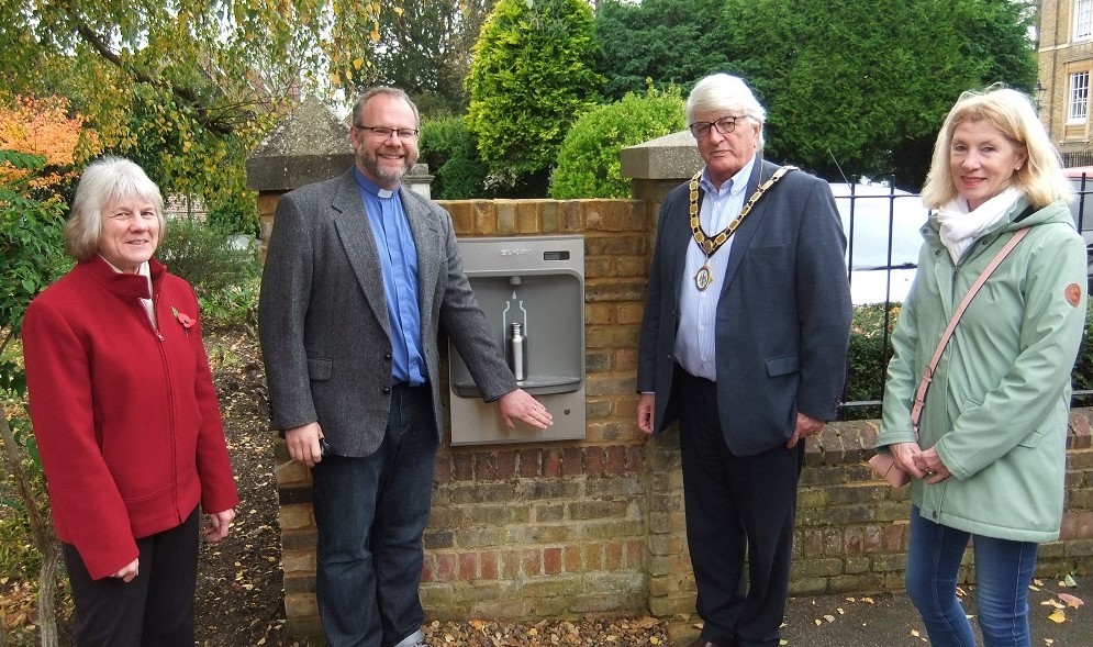 Church and Council team up to provide refreshment for Marlow
