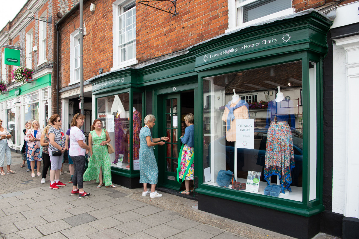 Florence Nightingale Hospice Charity shop opens in Marlow