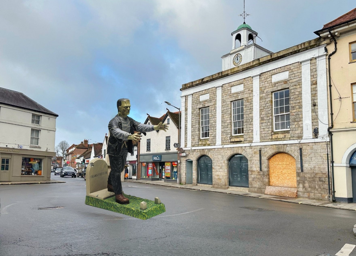 Plans to replace Marlow’s obelisk approved